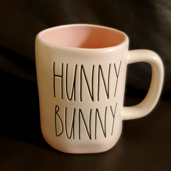 Rae Dunn HUNNY BUNNY matte pink interior New mug - Picture 1 of 1